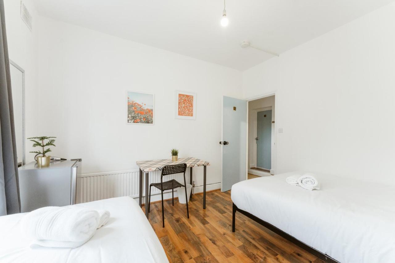 Upton Park Bedrooms 25 Min To Central London Exterior photo