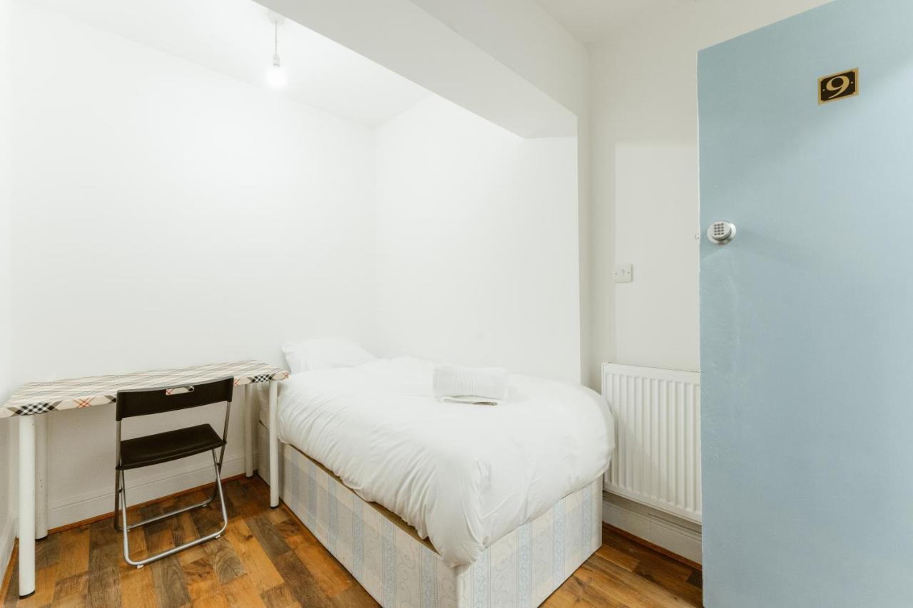 Upton Park Bedrooms 25 Min To Central London Exterior photo