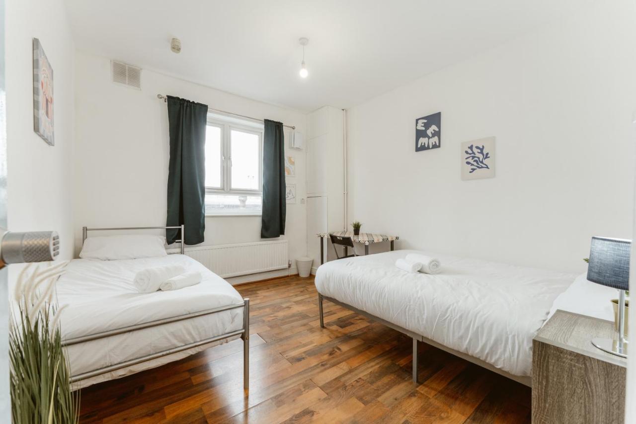 Upton Park Bedrooms 25 Min To Central London Exterior photo