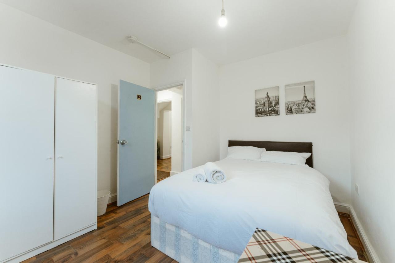 Upton Park Bedrooms 25 Min To Central London Exterior photo