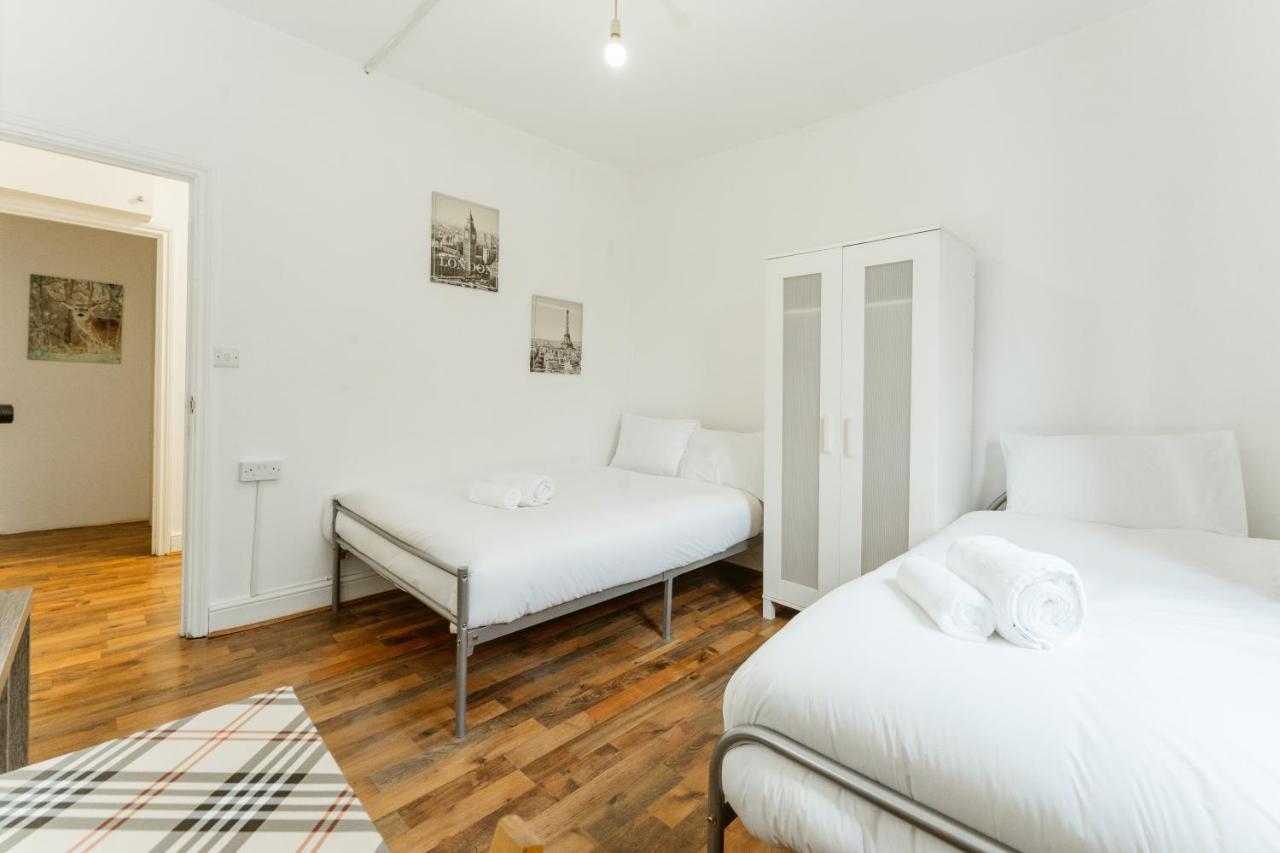 Upton Park Bedrooms 25 Min To Central London Exterior photo